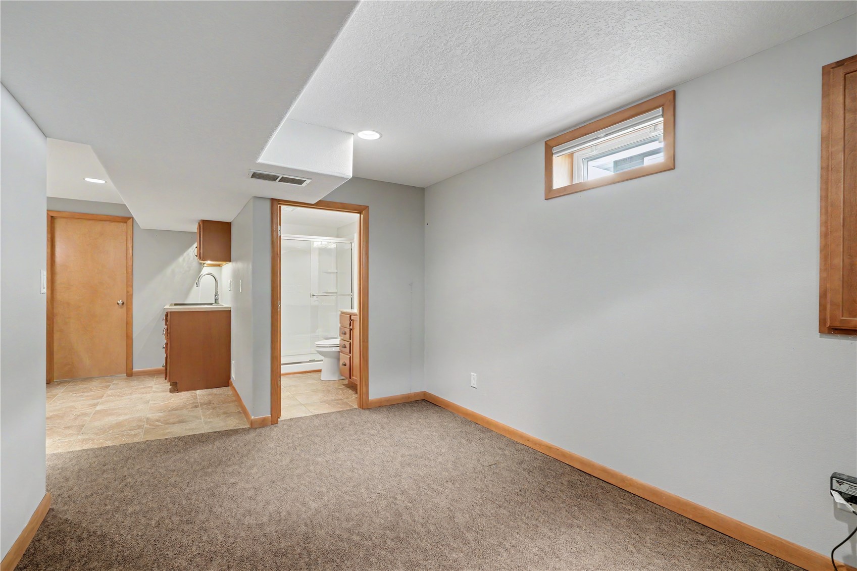 214 E Washington Street Norway IA 52318