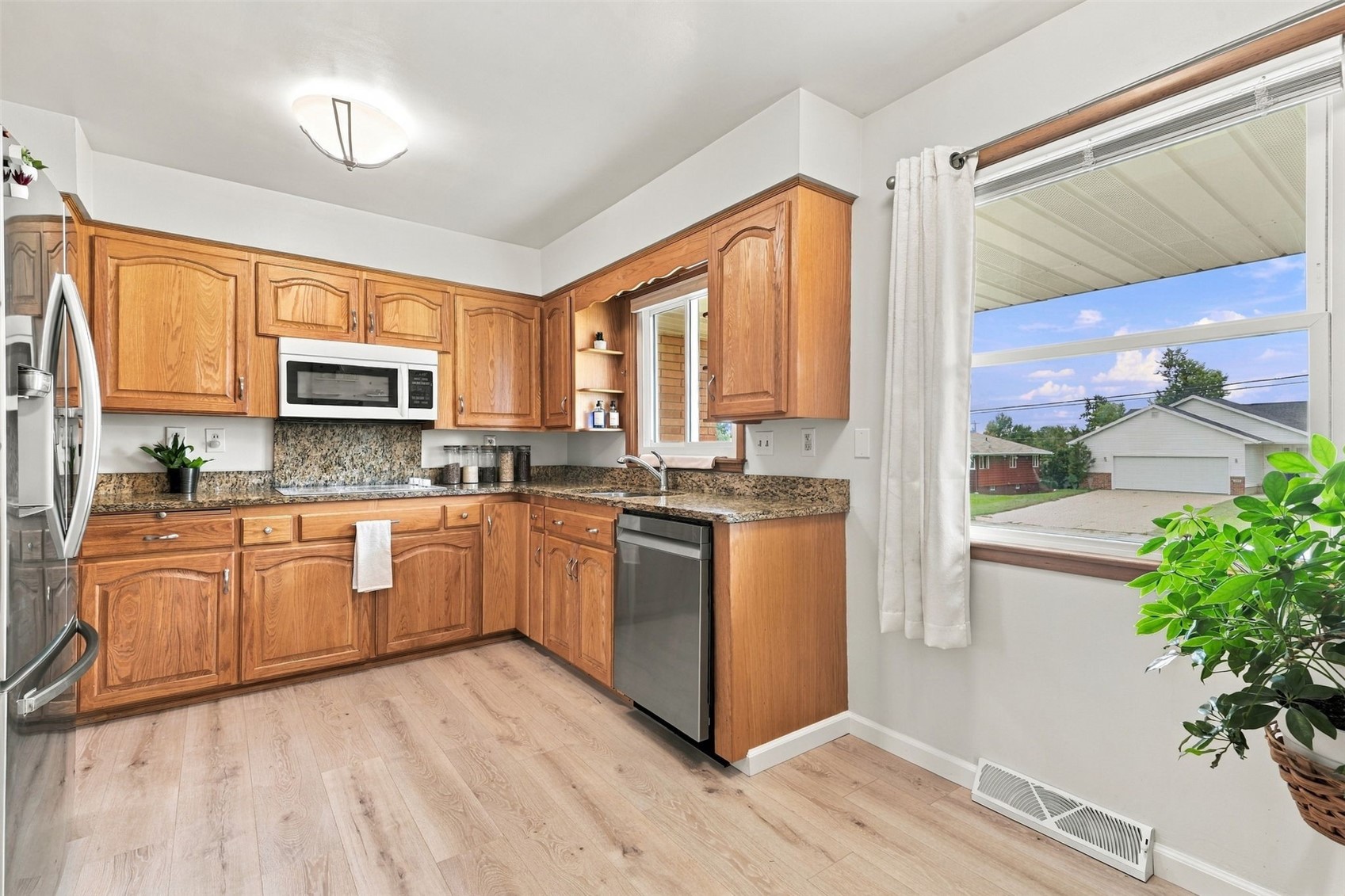 732 29 Street NE Cedar Rapids IA 52402