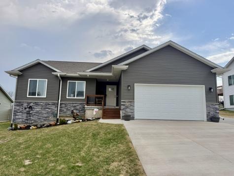 425 Galileo Drive Riverside IA 52327