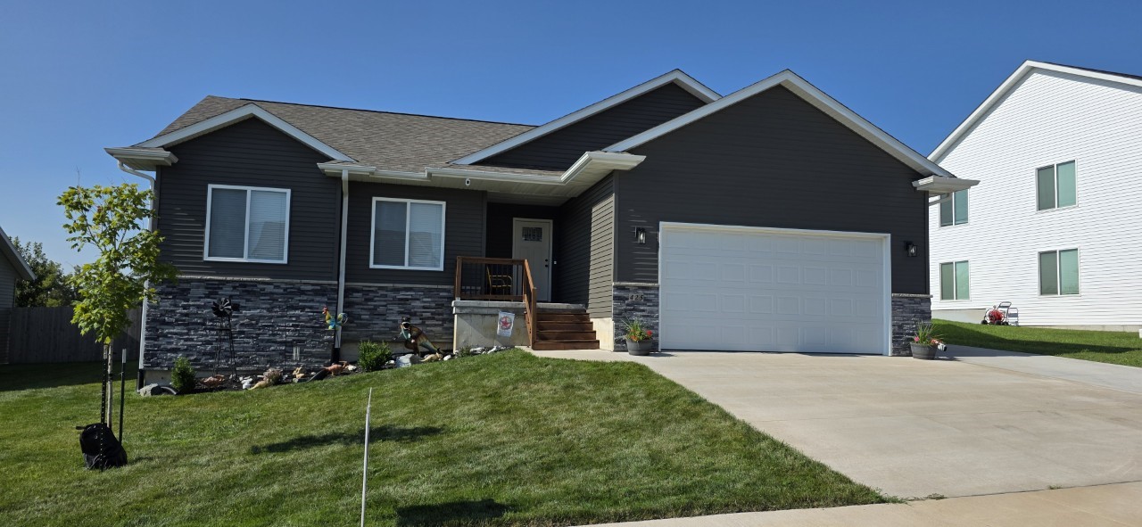 425 Galileo Drive Riverside IA 52327