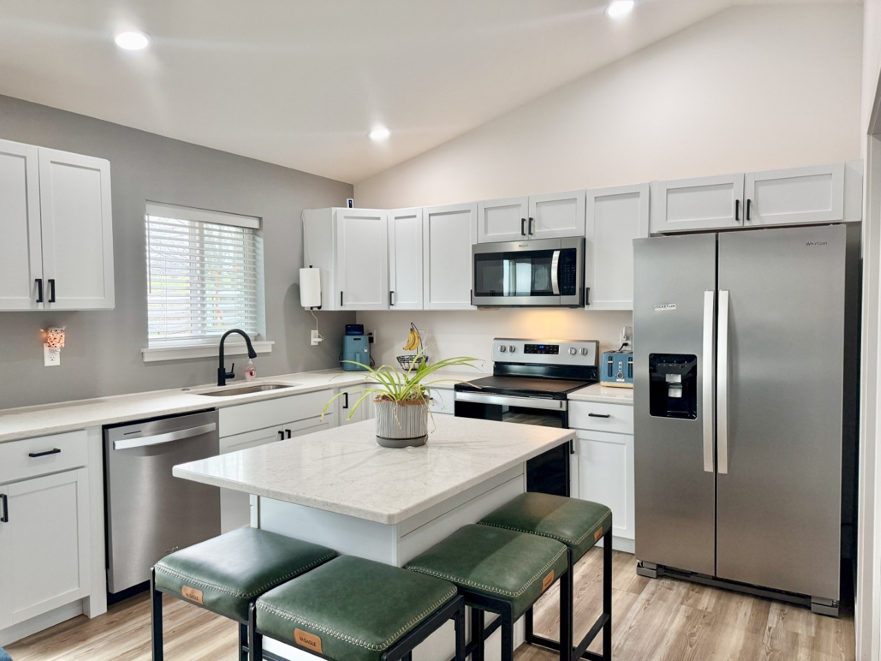 425 Galileo Drive Riverside IA 52327