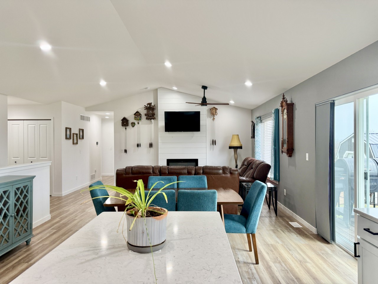 425 Galileo Drive Riverside IA 52327
