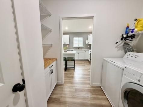 425 Galileo Drive Riverside IA 52327