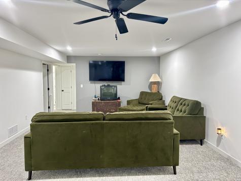 425 Galileo Drive Riverside IA 52327