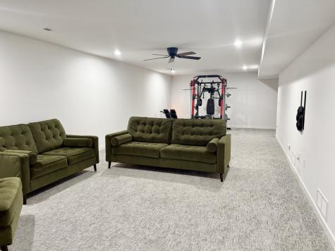 425 Galileo Drive Riverside IA 52327
