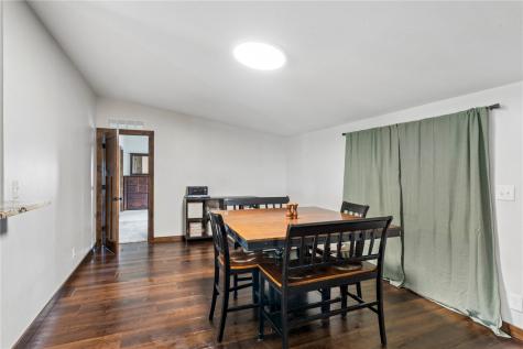 1668 180th Street Nichols IA 52766