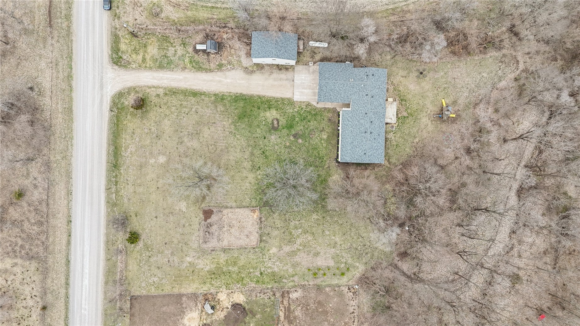 1668 180th Street Nichols IA 52766