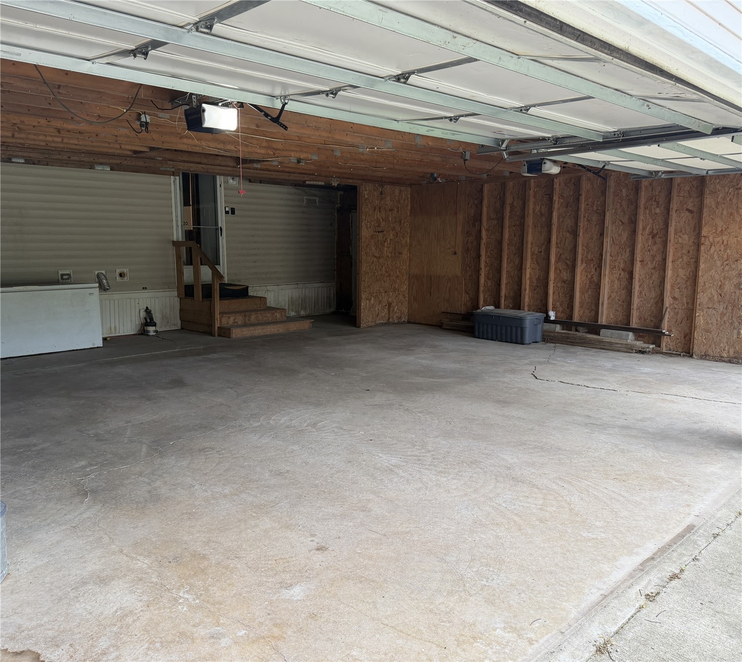 1668 180th Street Nichols IA 52766