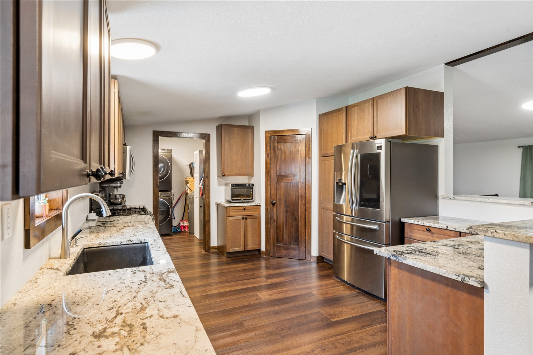 1668 180th Street Nichols IA 52766