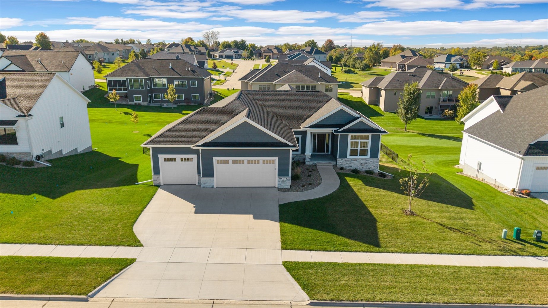 819 Hampshire Circle Marion IA 52302