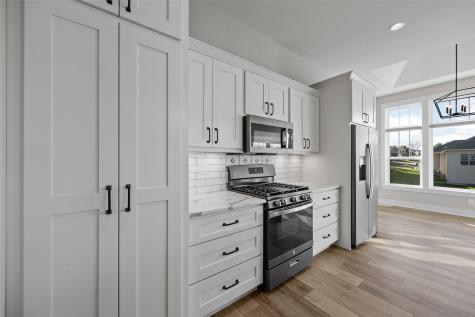 819 Hampshire Circle Marion IA 52302