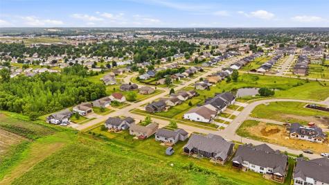 2249 Bluegrass Street Marion IA 52302