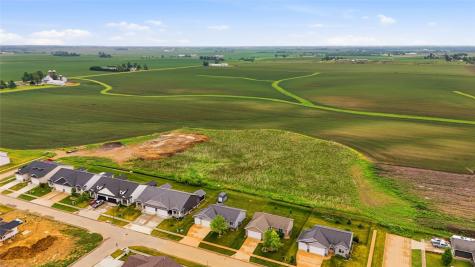 2249 Bluegrass Street Marion IA 52302