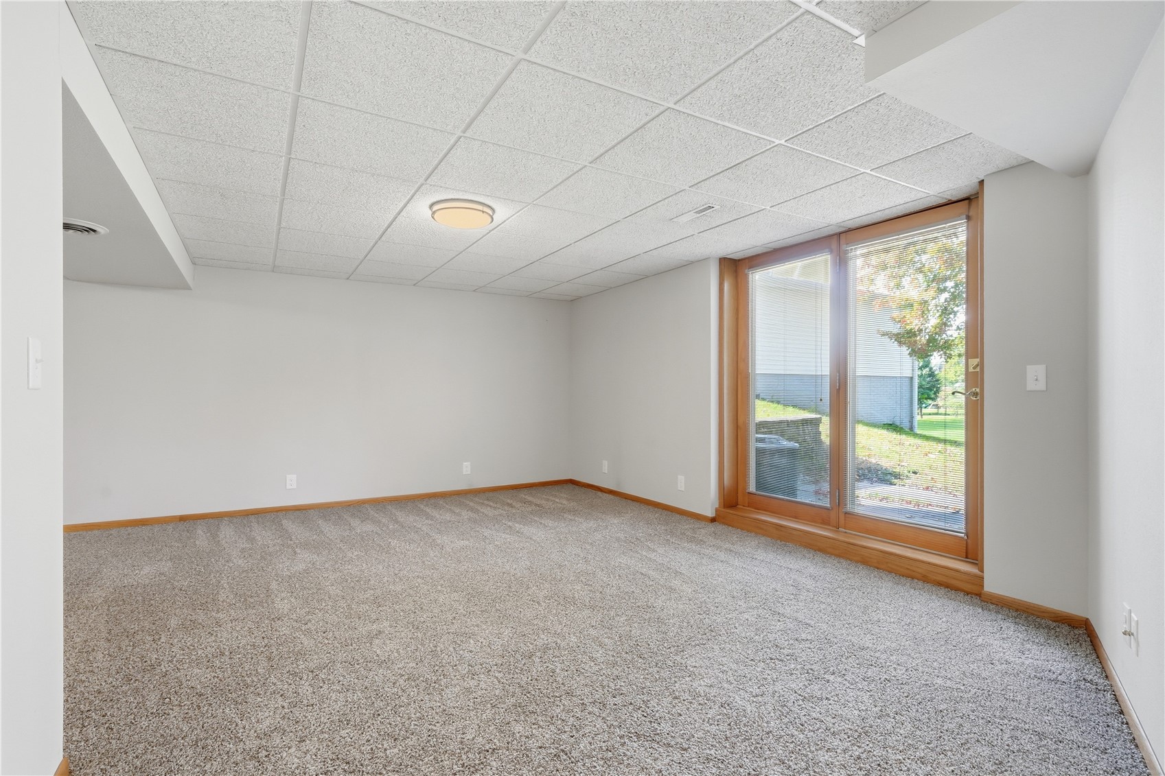 824 29th Street NW Cedar Rapids IA 52405
