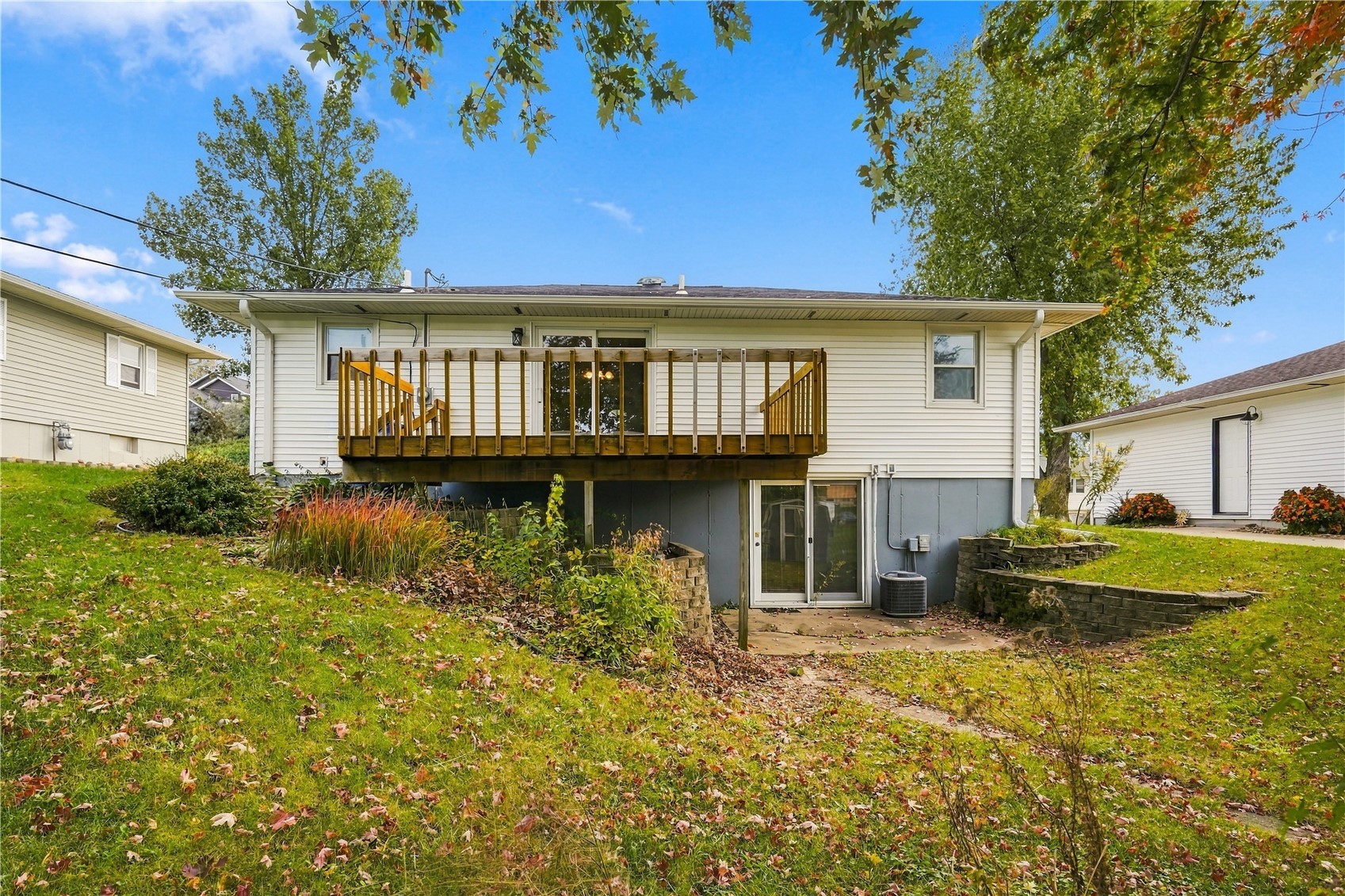 824 29th Street NW Cedar Rapids IA 52405