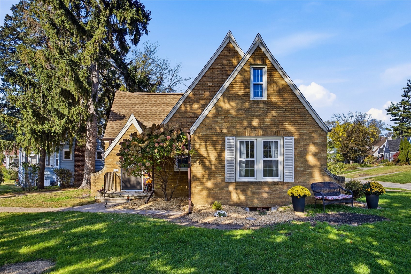 Cedar Rapids IA, 224 23RD Street Drive SE