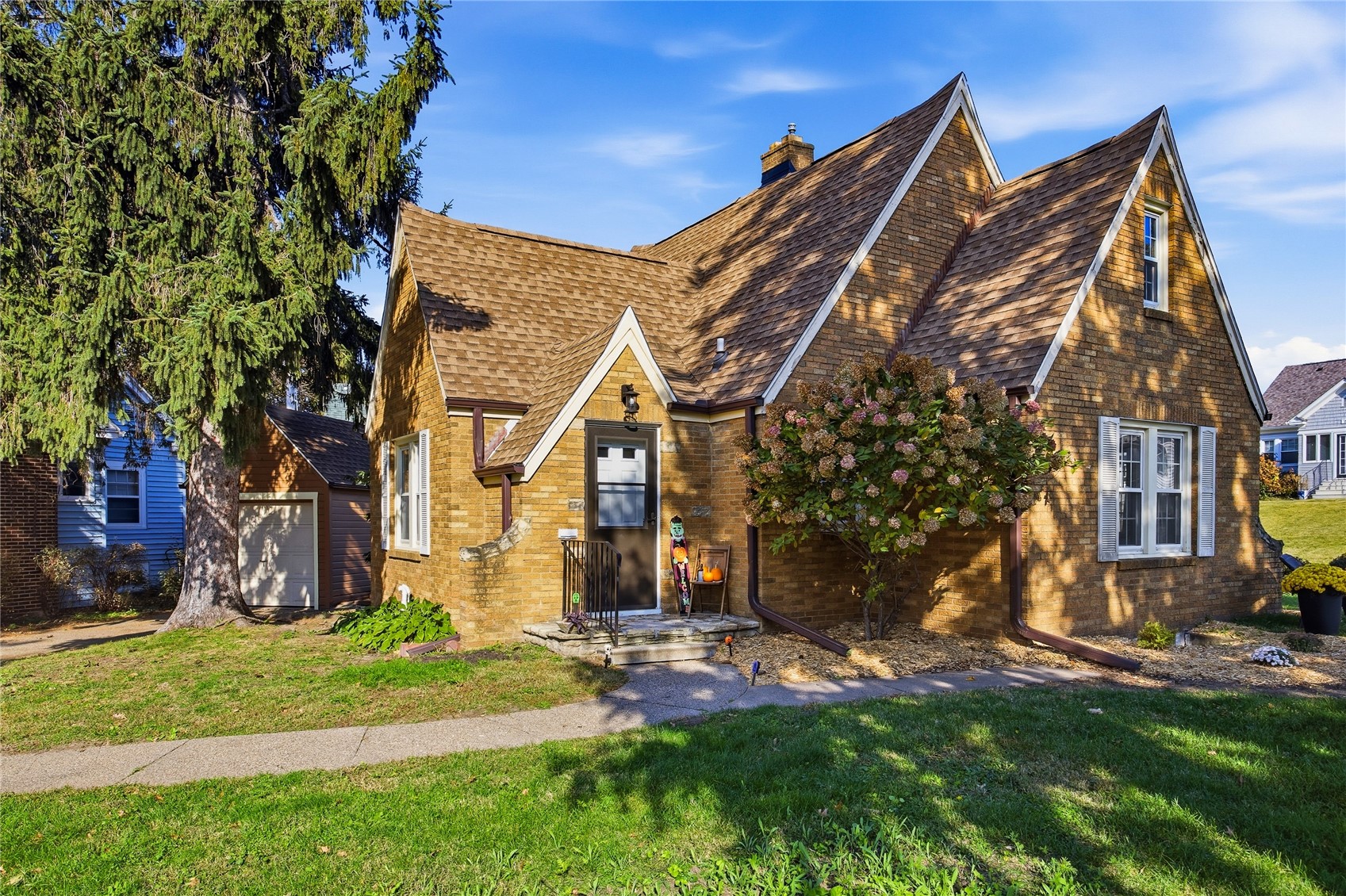 224 23rd Street Drive SE Cedar Rapids IA 52403