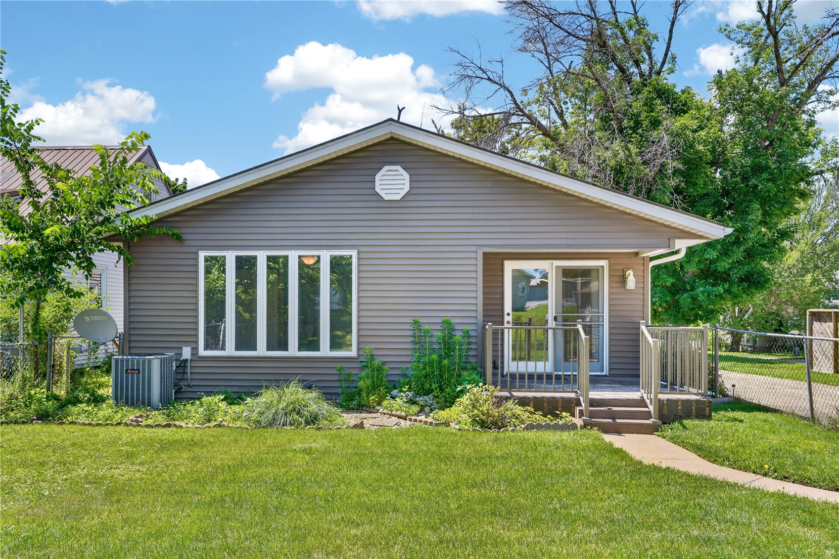 1110 28th Street SE Cedar Rapids IA 52403