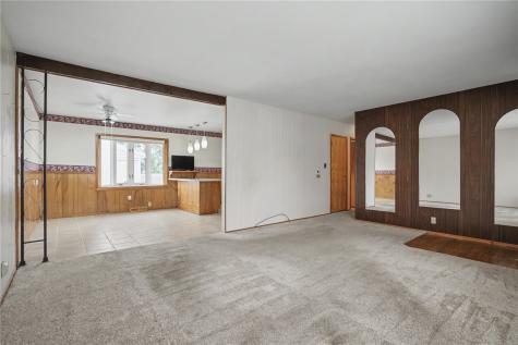 4700 Midway Drive NW Cedar Rapids IA 52405