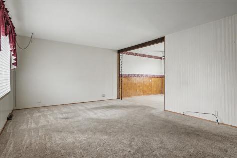 4700 Midway Drive NW Cedar Rapids IA 52405