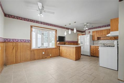 4700 Midway Drive NW Cedar Rapids IA 52405