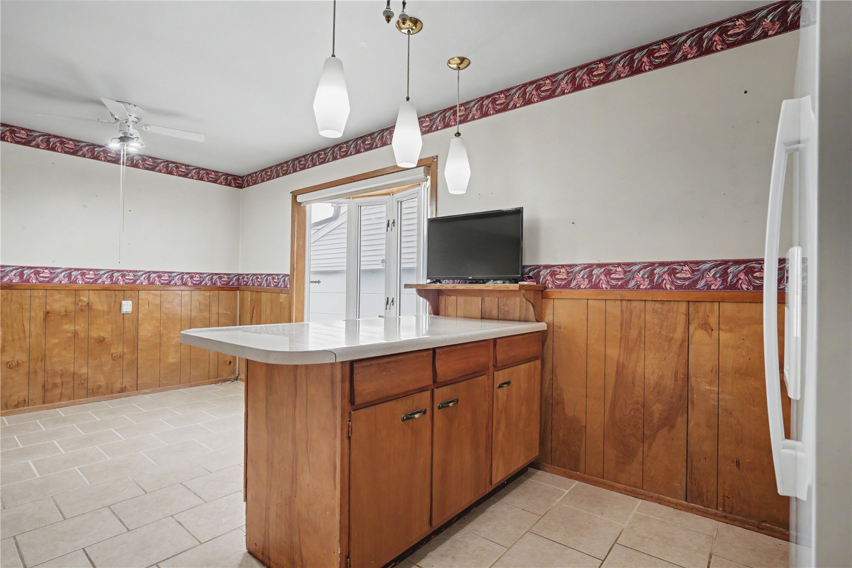 4700 Midway Drive NW Cedar Rapids IA 52405