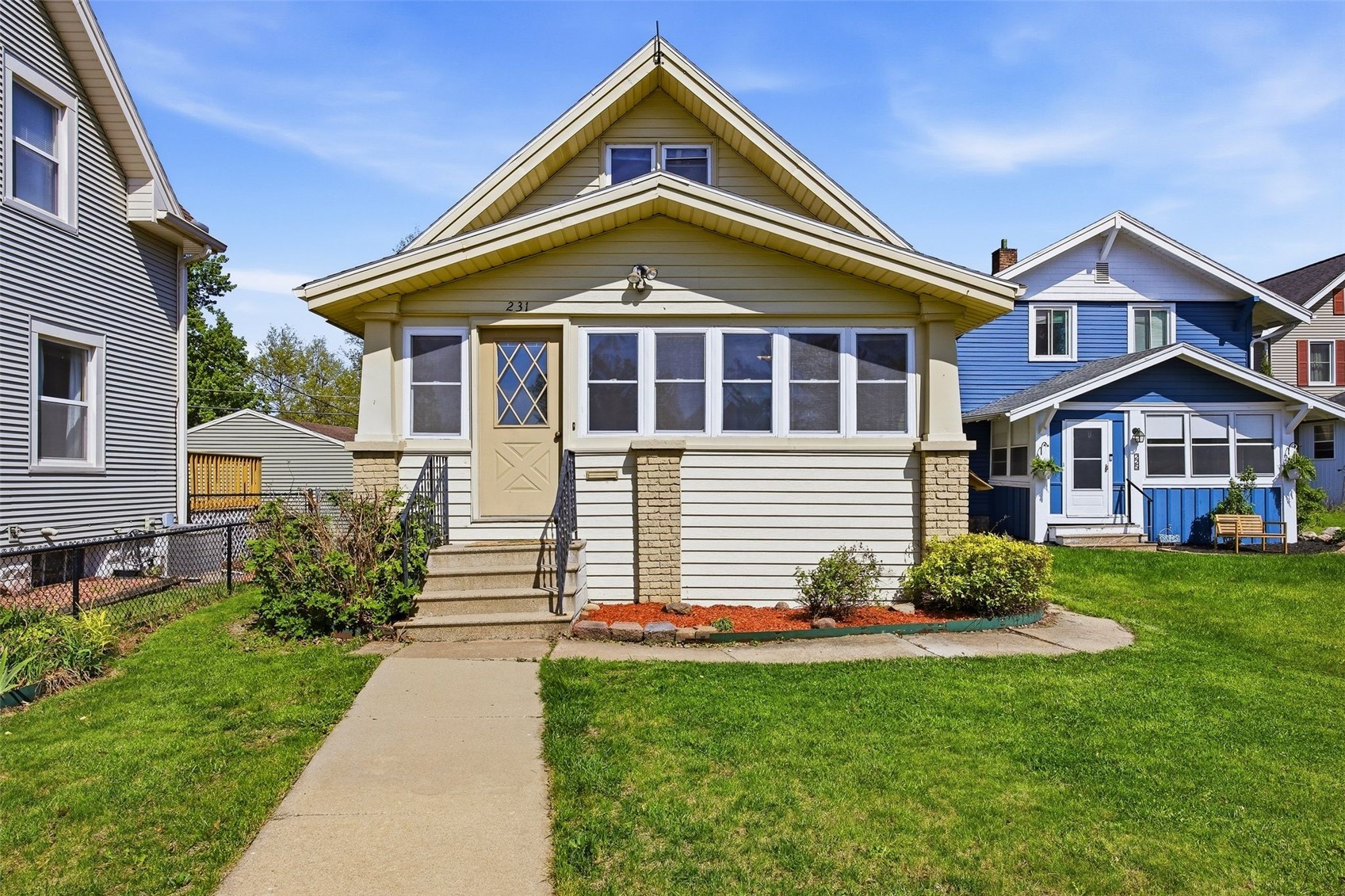 231 Highland Drive NW Cedar Rapids IA 52405