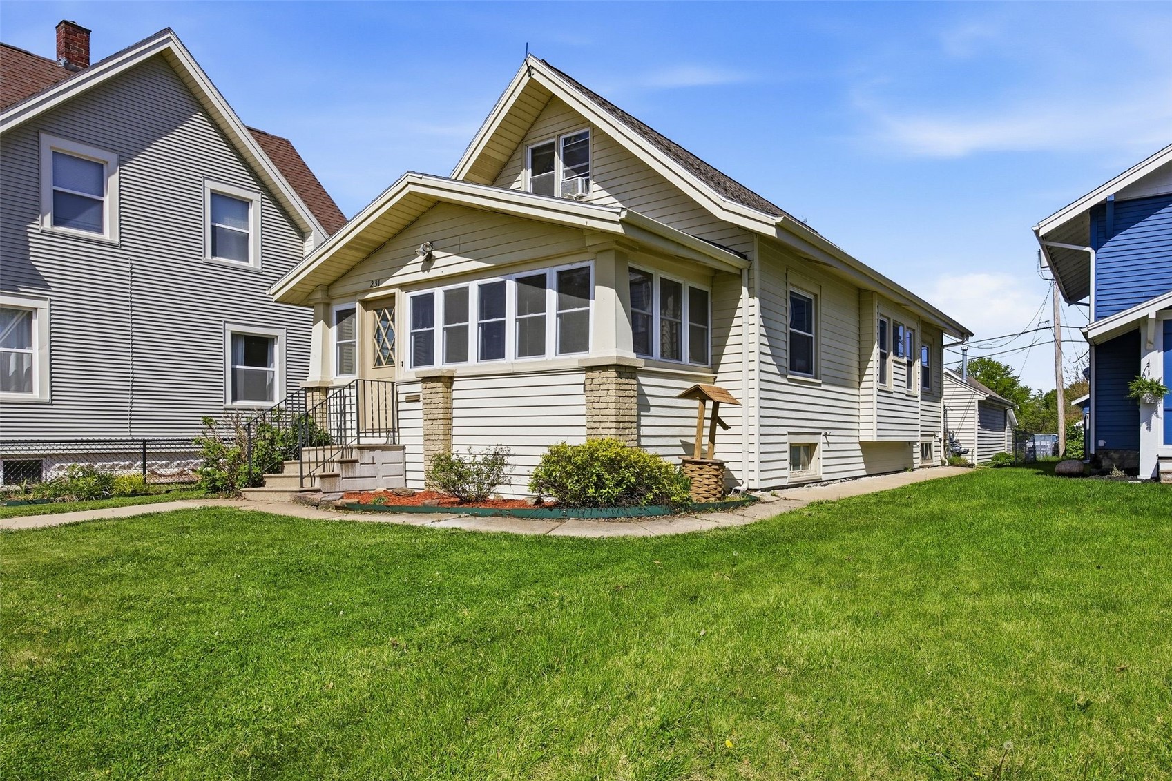 231 Highland Drive NW Cedar Rapids IA 52405