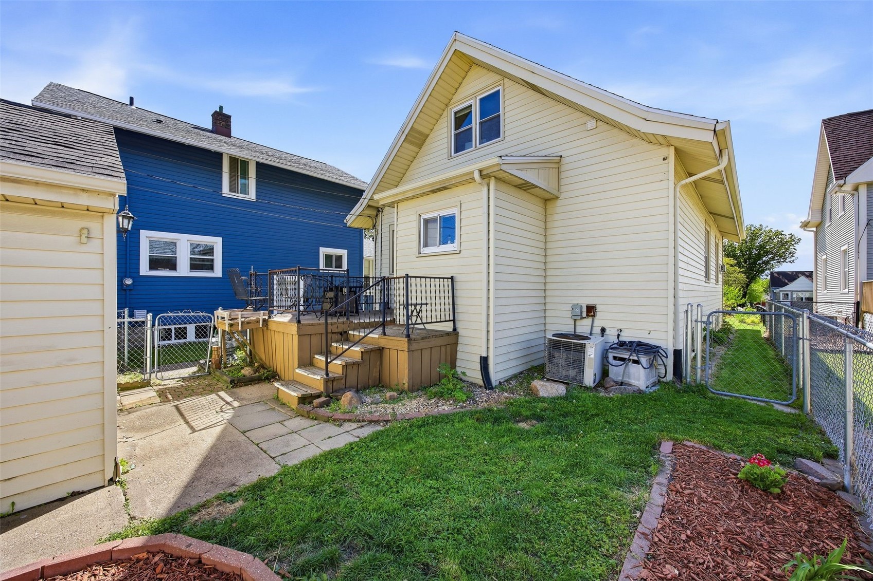 231 Highland Drive NW Cedar Rapids IA 52405