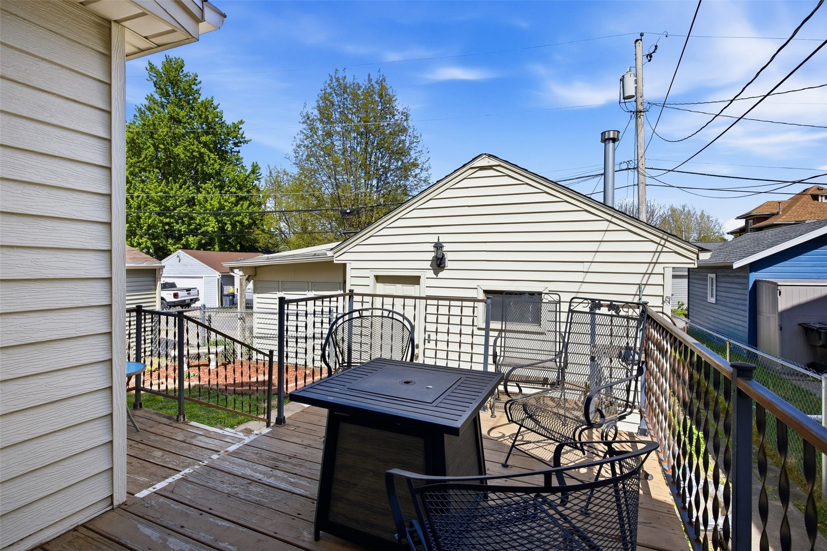 231 Highland Drive NW Cedar Rapids IA 52405