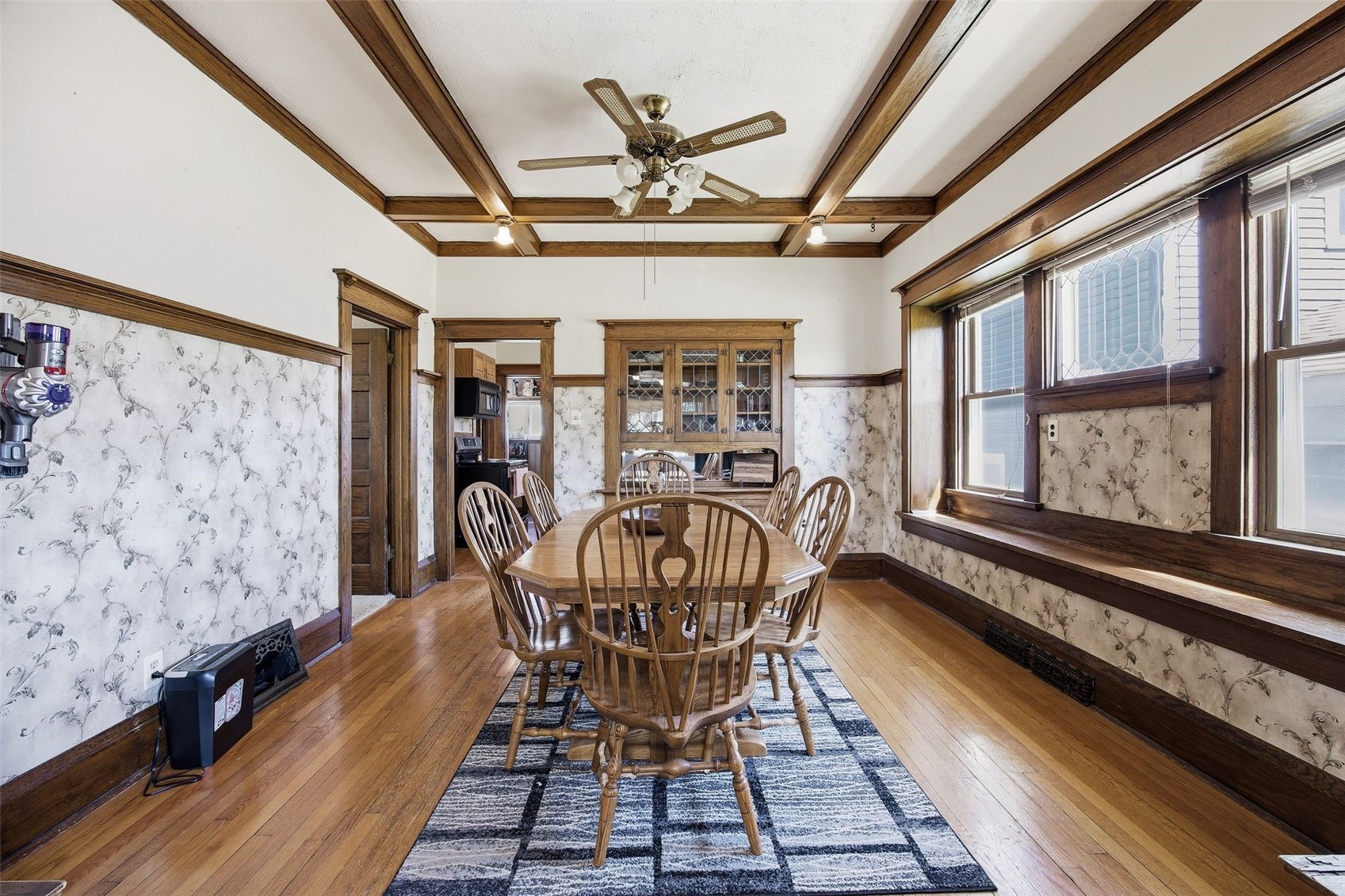 231 Highland Drive NW Cedar Rapids IA 52405