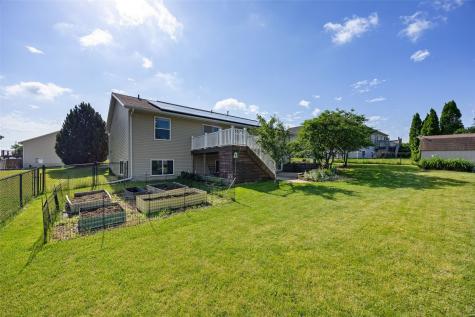 2460 Prairie Hill Drive Marion IA 52302