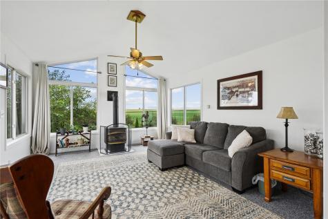 6671 18th Avenue Keystone IA 52249