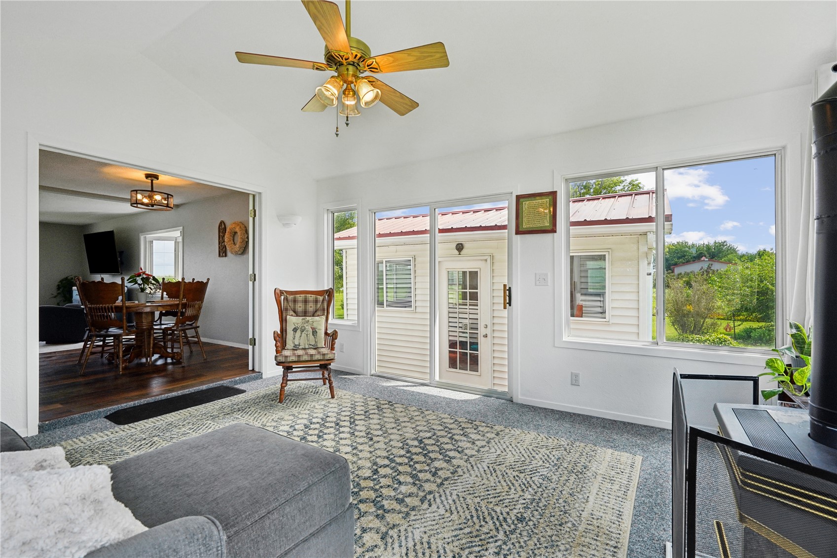 6671 18th Avenue Keystone IA 52249