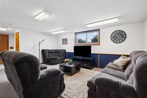 6671 18th Avenue Keystone IA 52249