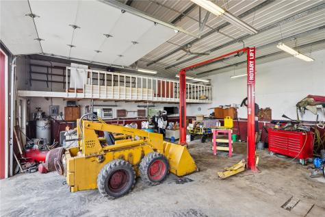 6671 18th Avenue Keystone IA 52249