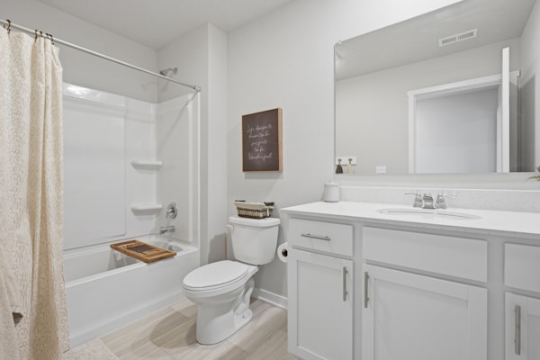3355 Dreusicke Drive Coralville IA 52241