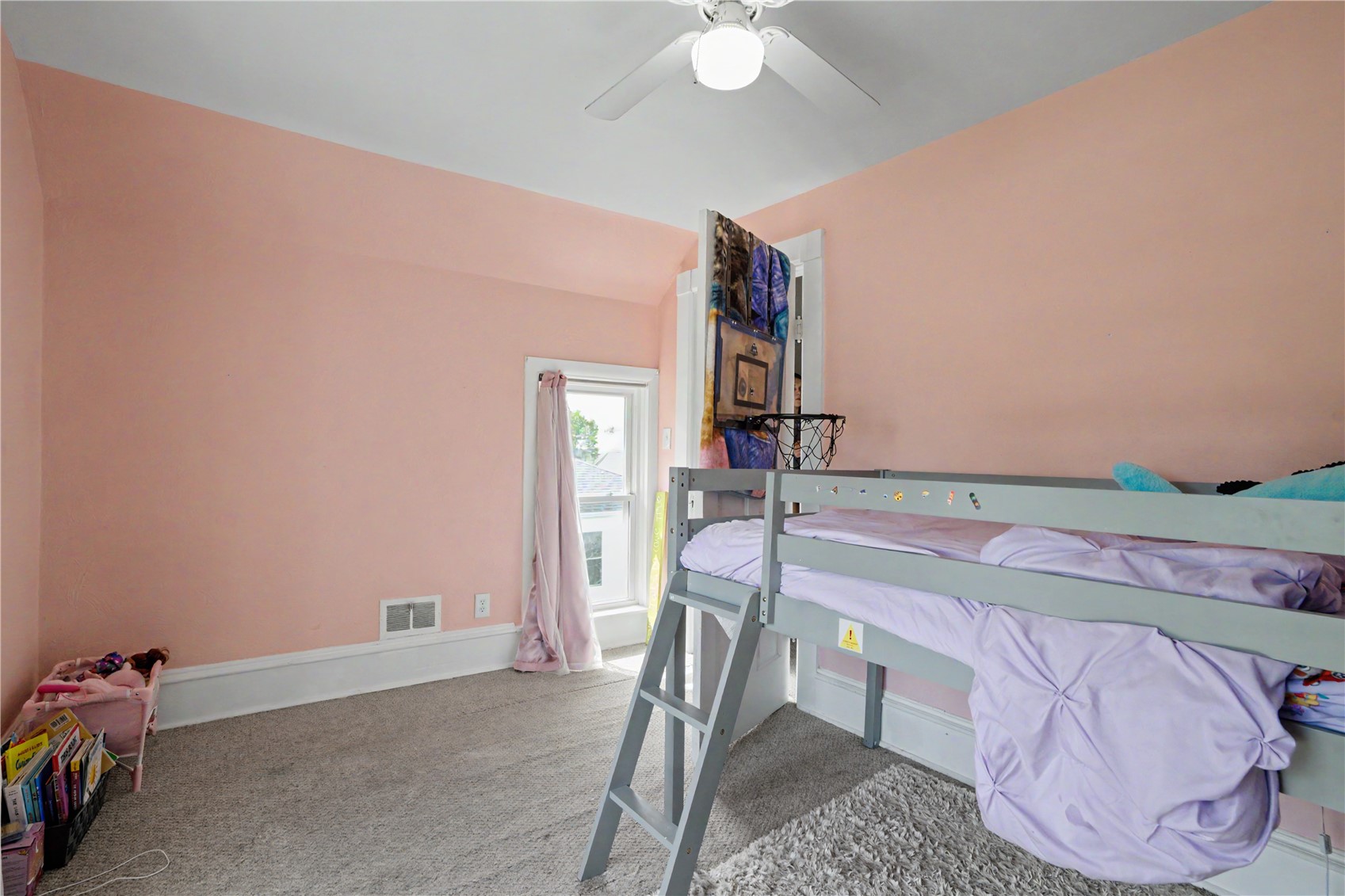 203 Roosevelt Street Alburnett IA 52202