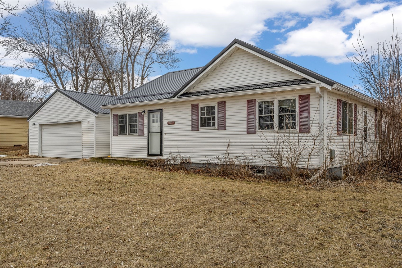 625 Freeseway Drive Robins IA 52328