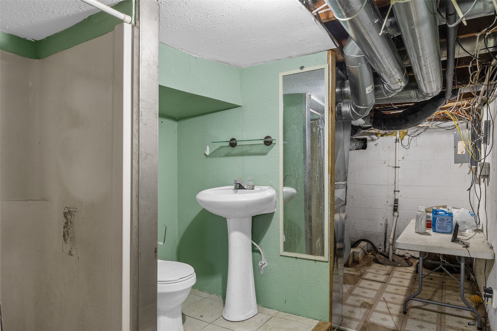 625 Freeseway Drive Robins IA 52328