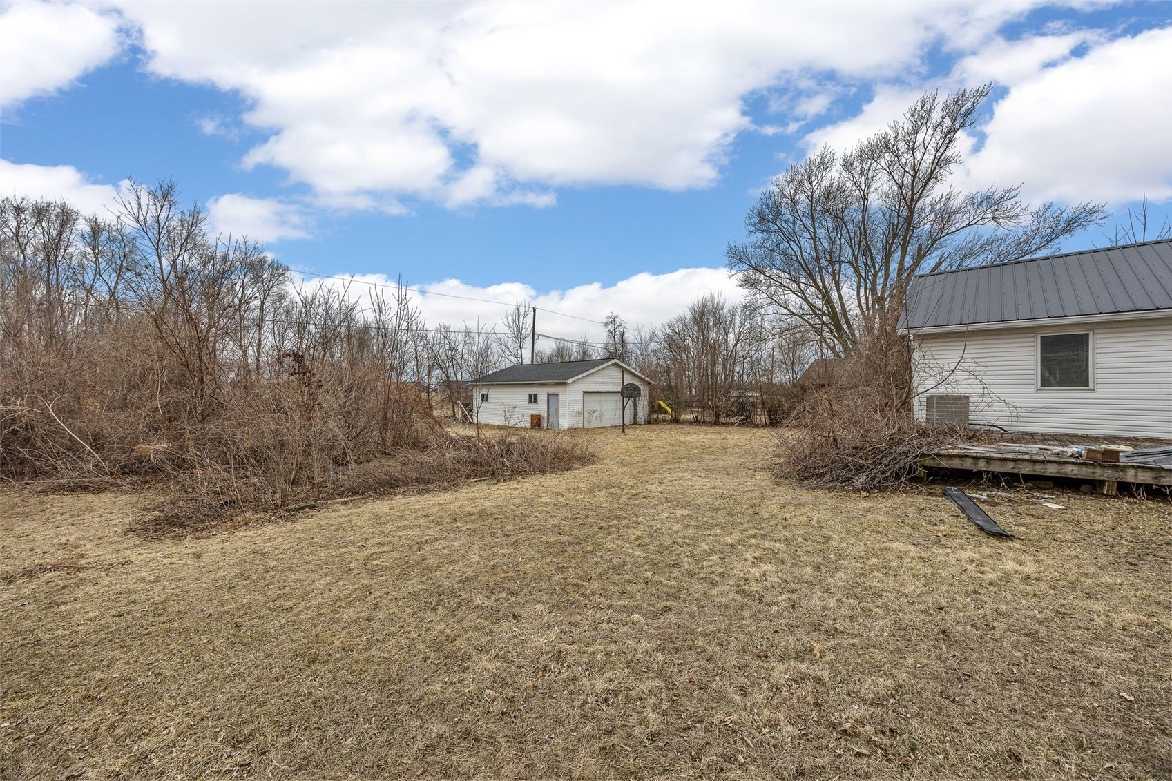 625 Freeseway Drive Robins IA 52328