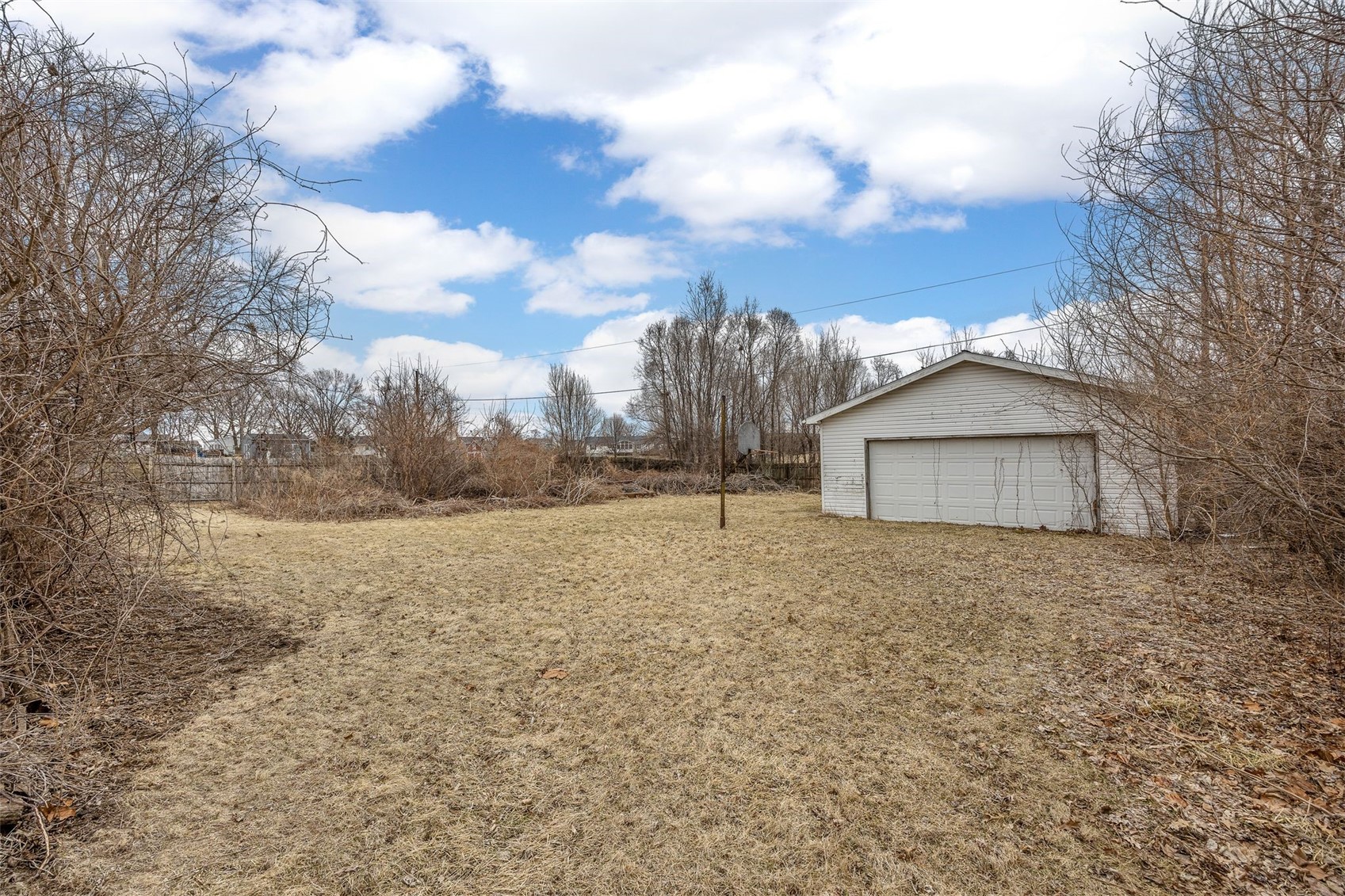 625 Freeseway Drive Robins IA 52328