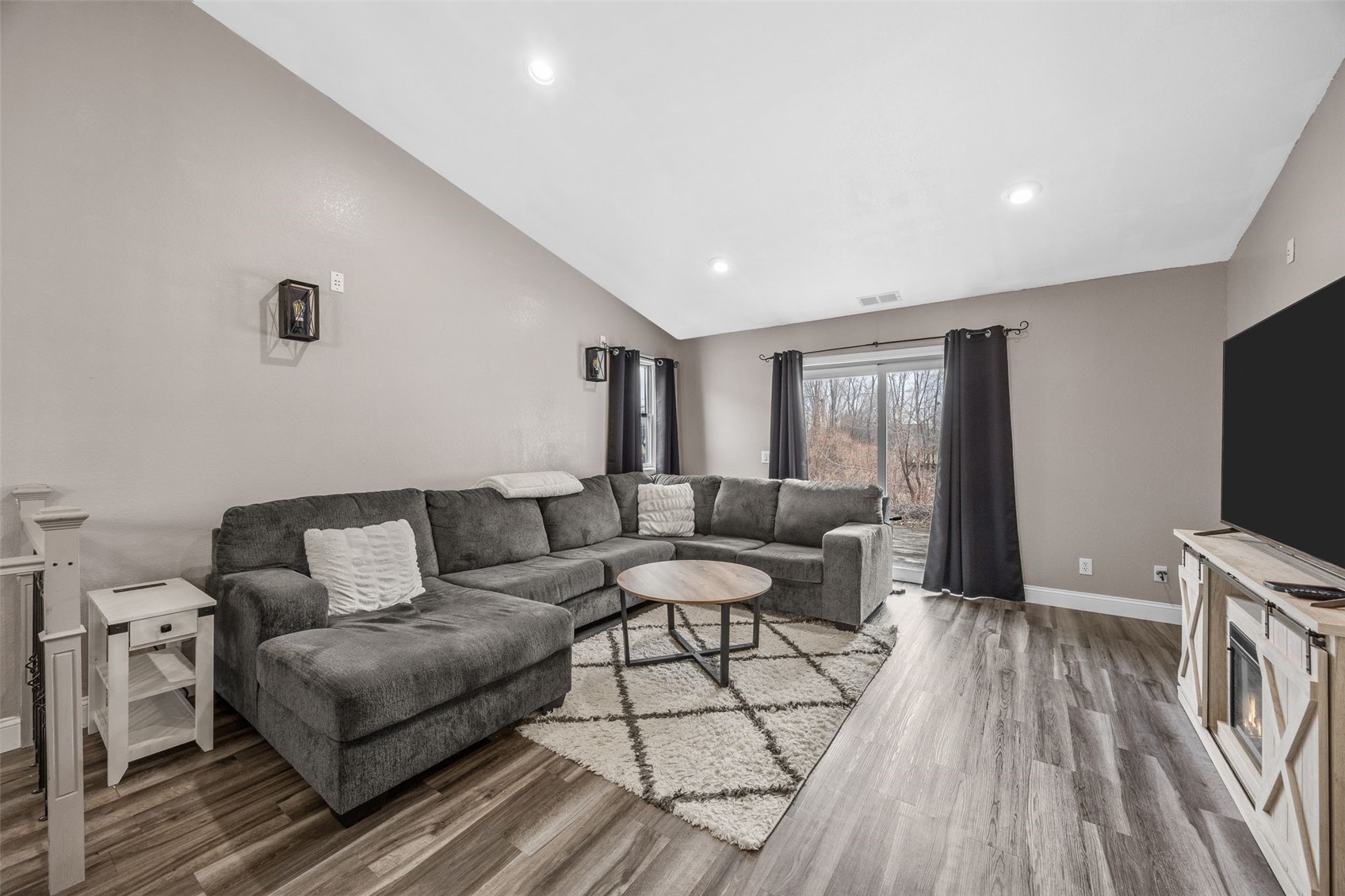 625 Freeseway Drive Robins IA 52328