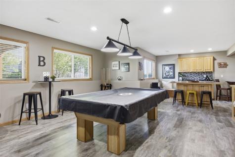 407 Wildflower Drive Fairfax IA 52228