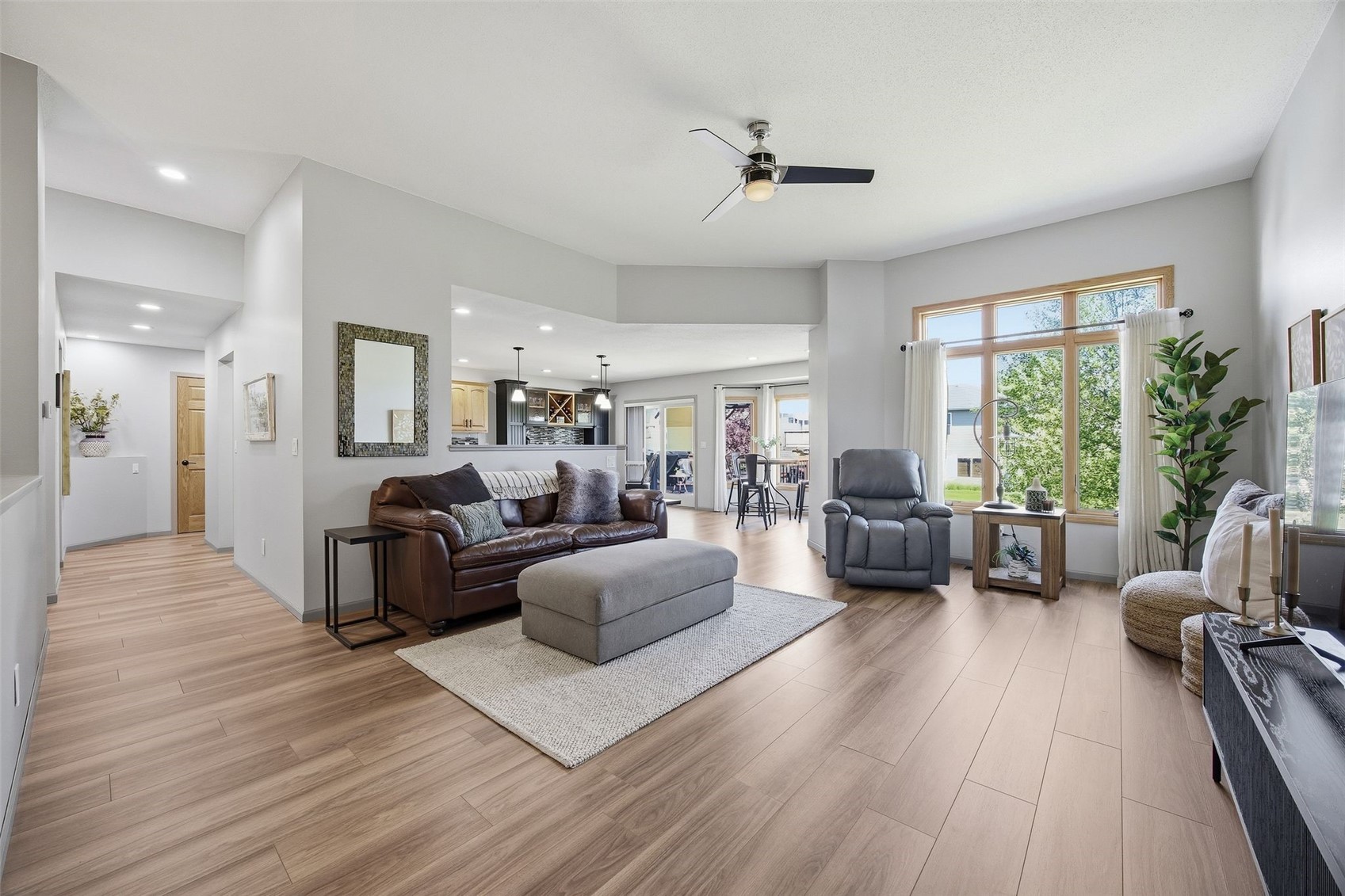 407 Wildflower Drive Fairfax IA 52228