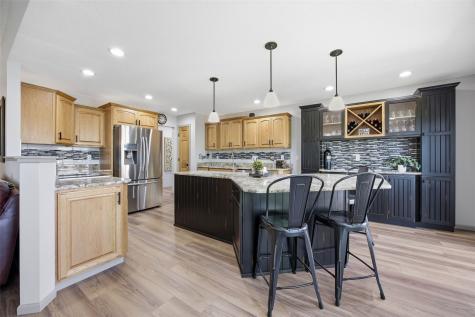 407 Wildflower Drive Fairfax IA 52228