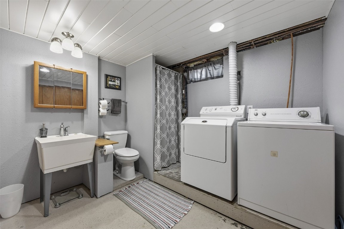 990 S 5th Street Marion IA 52302