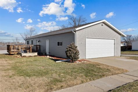 990 S 5th Street Marion IA 52302