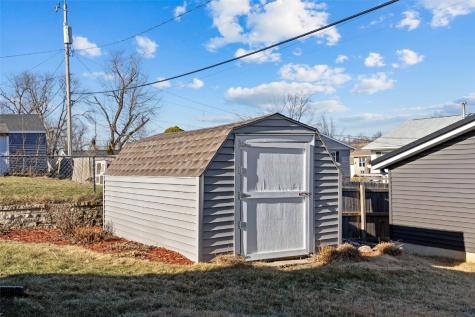 990 S 5th Street Marion IA 52302