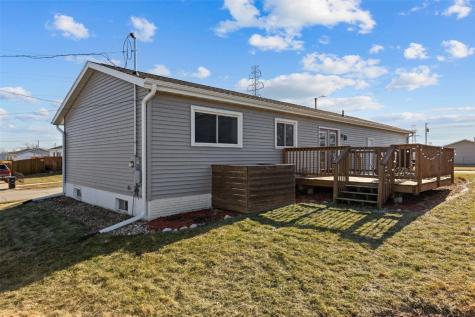990 S 5th Street Marion IA 52302